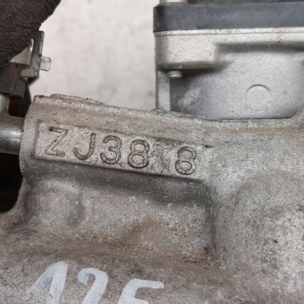 фото №10, Mazda 2 iii 3 1,6 клапан egr zj388 k6266