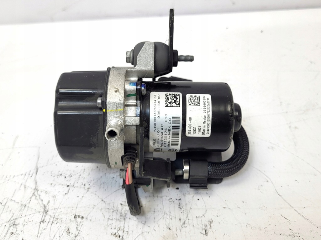 фото №1, Вакуум насос maserati p04581991ab