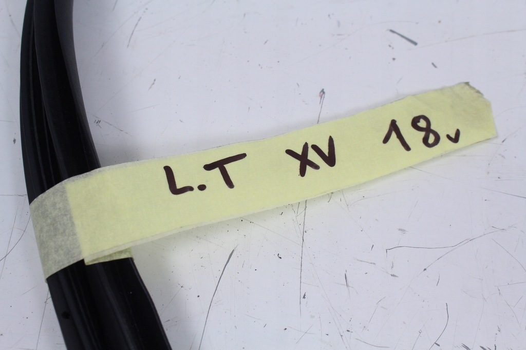 фото №4, Прокладка кузовна лівий задня subaru xv 18 r.