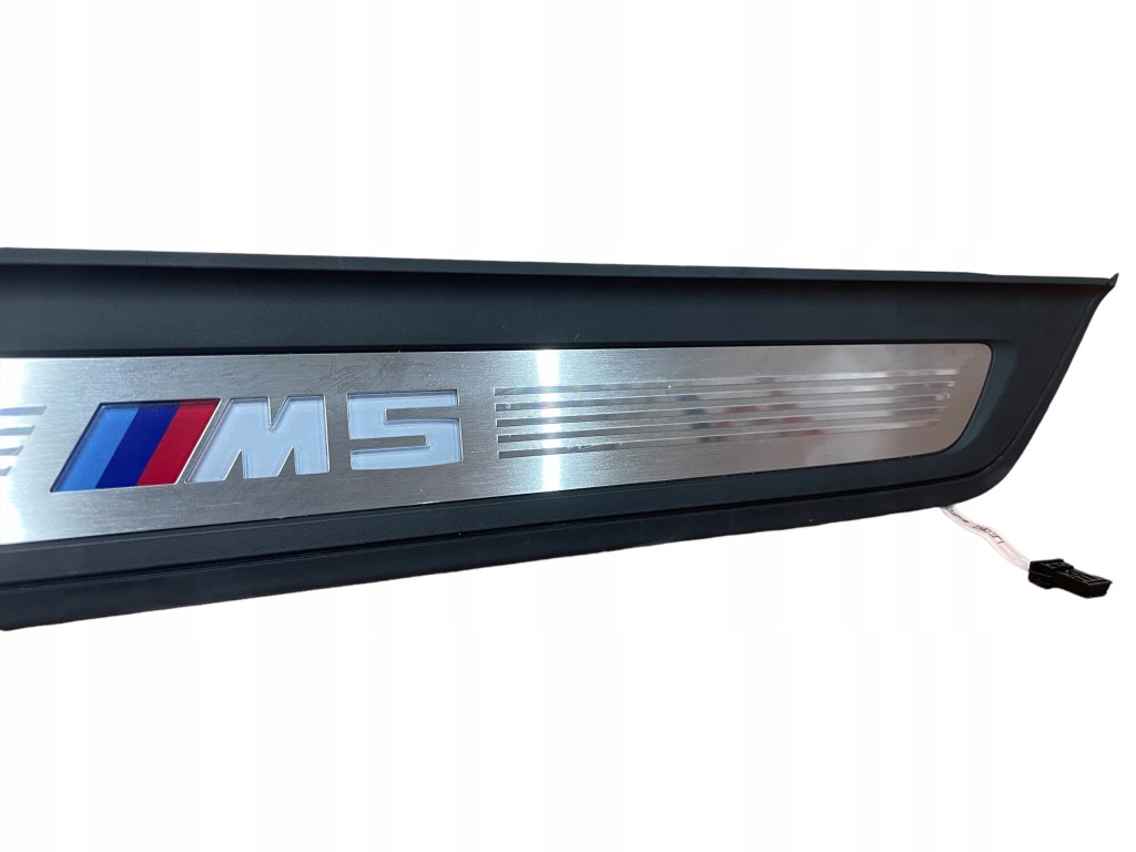 фото №2, Молдинг порог подсвеченная перед bmw m5 f90