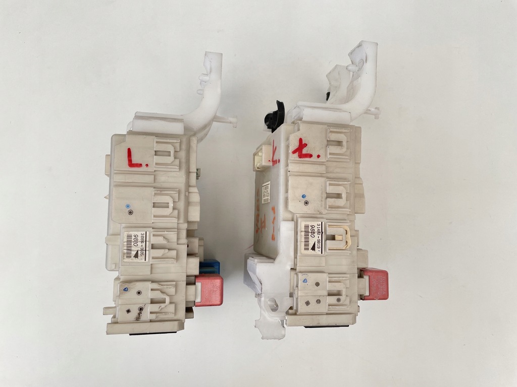 фото №6, Коробка запобіжників toyota оригінальний номер 82730-0d290