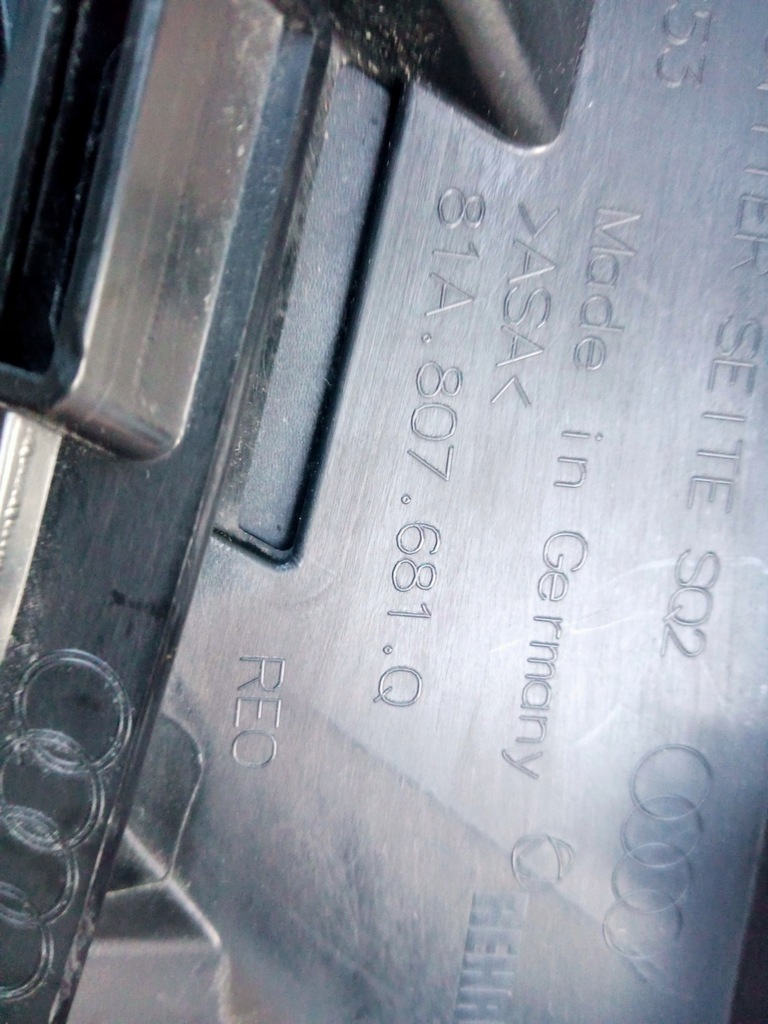 фото №8, Audi q2 lift s-line левая решётка бампера