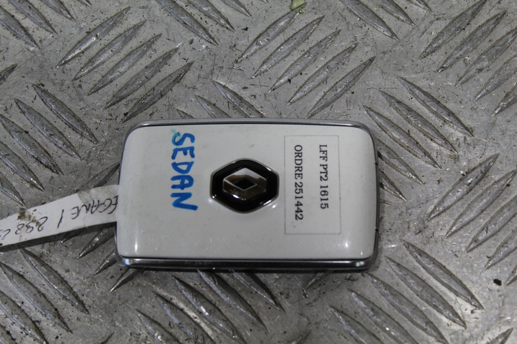 фото №1, Pilot карта megane iv 4 lift