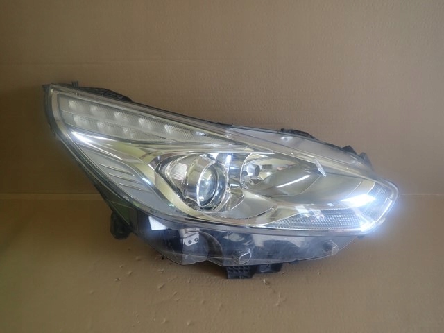 фото №1, Лампа права ford galaxy mk4 s max mk2 led 2014-