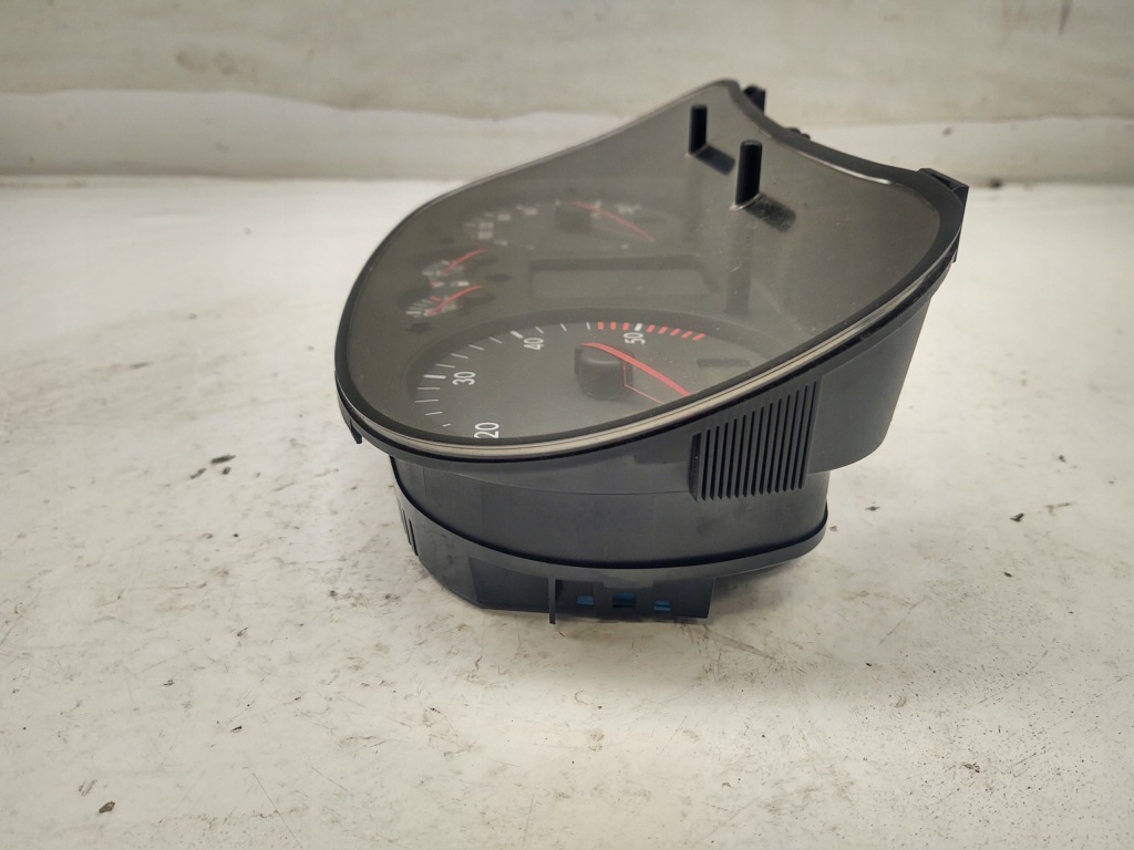 Volkswagen golf bora лічильник прилади 1035100002 0263637002 в Україні