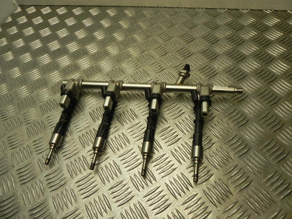 Купити Розподільник пального alfa romeo giulia 2016 04893630aa