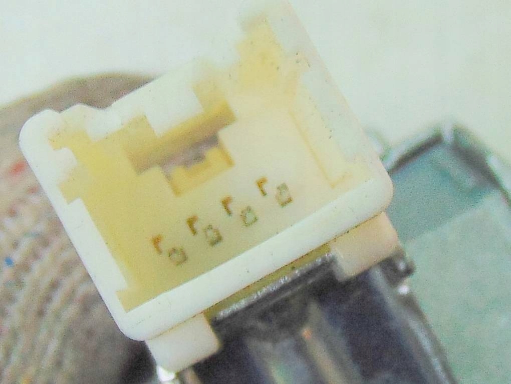 фото №10, Mazda 5 v i 2.0mzr-cd 07r замок зажигания + ключ