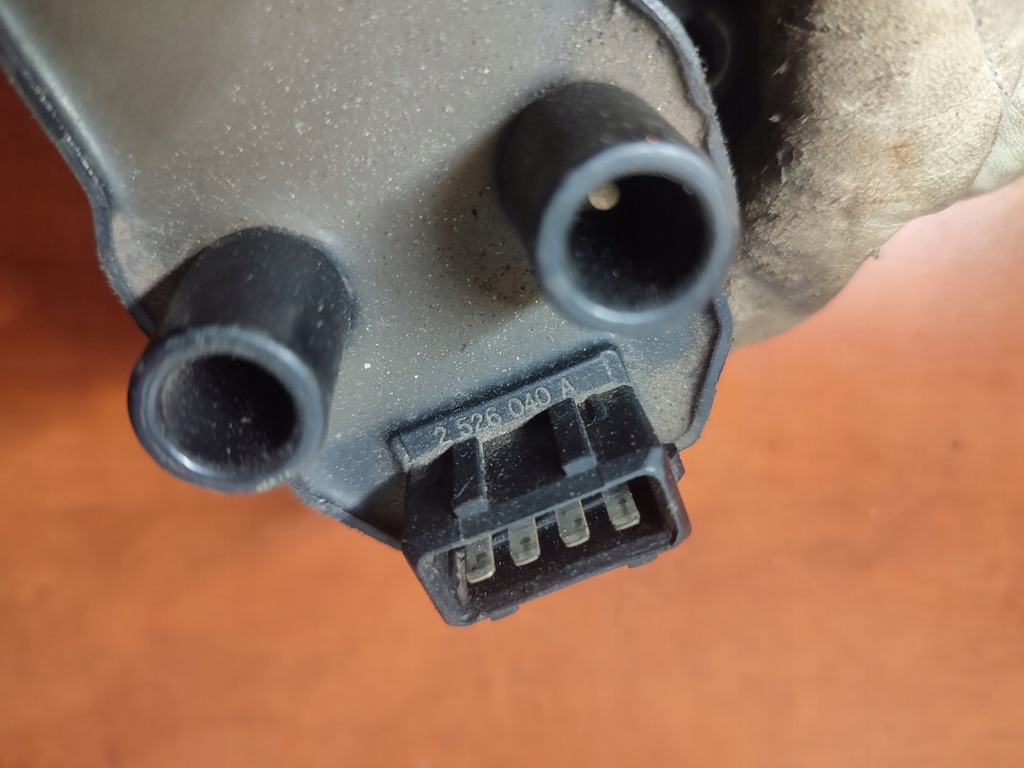 фото №6, Citroen xsara 1.6 16v катушка зажигания 2526040a