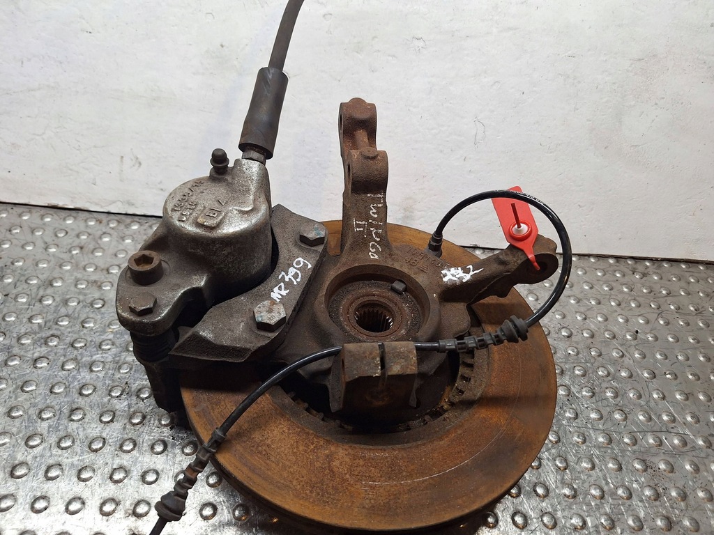 фото №1, Поворотный кулак перед правая renault twingo ii 1.2 16v 1.2 tce 1.5 dci 07-2014