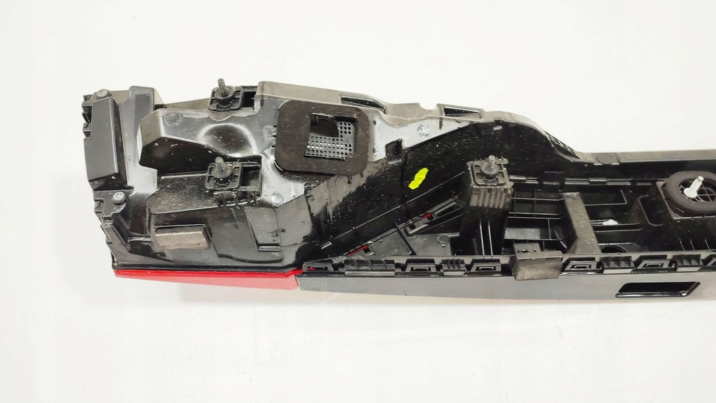 фото №11, Audi q8 накладка лампа задний крышки багажника