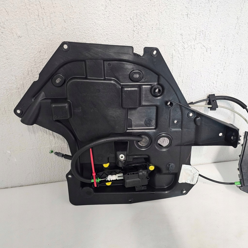 фото №6, Привід замка двері лівий перед tesla x plaid 1614334-00-d