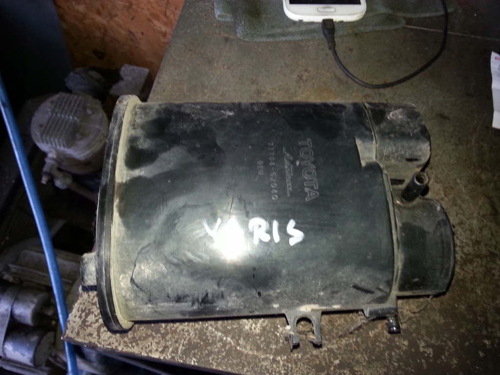 фото №1, Toyota yaris i 1.0 99-05 - фільтр вугільний