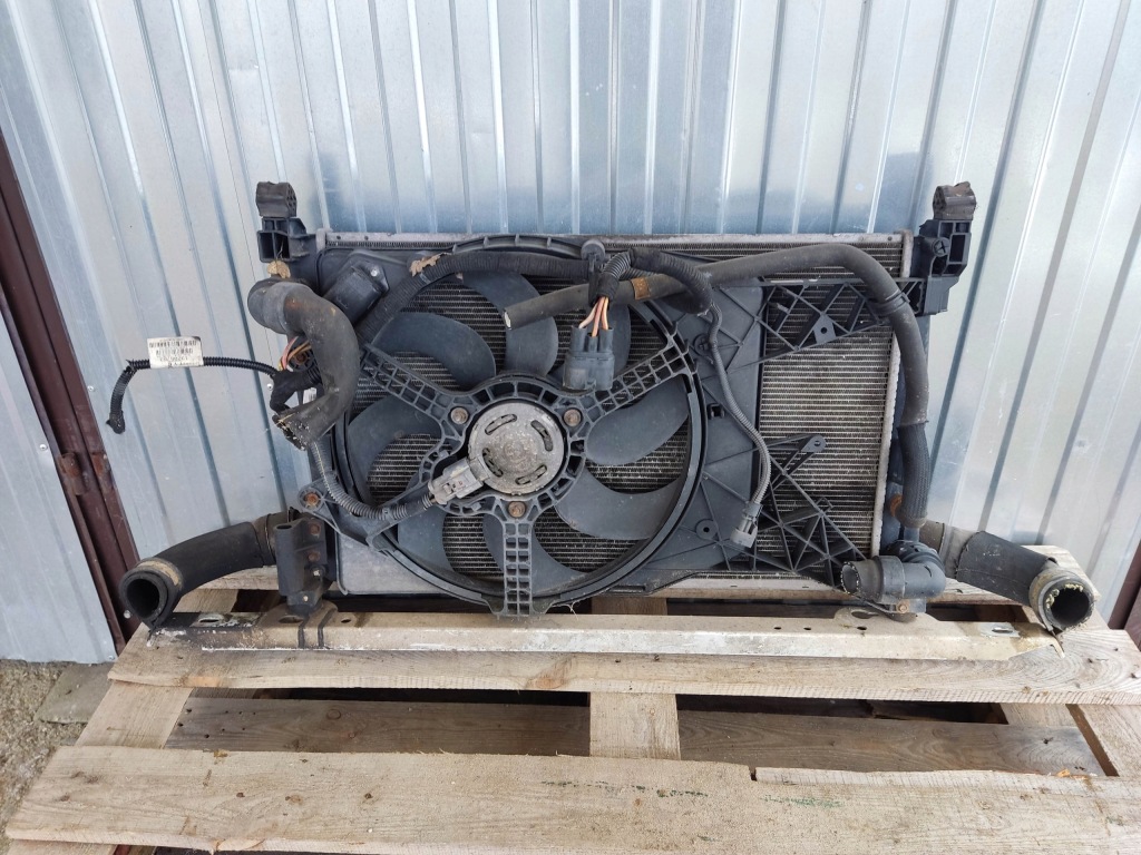 фото №3, Комплект радиатор + вентилятор opel corsa d 1,3cdti