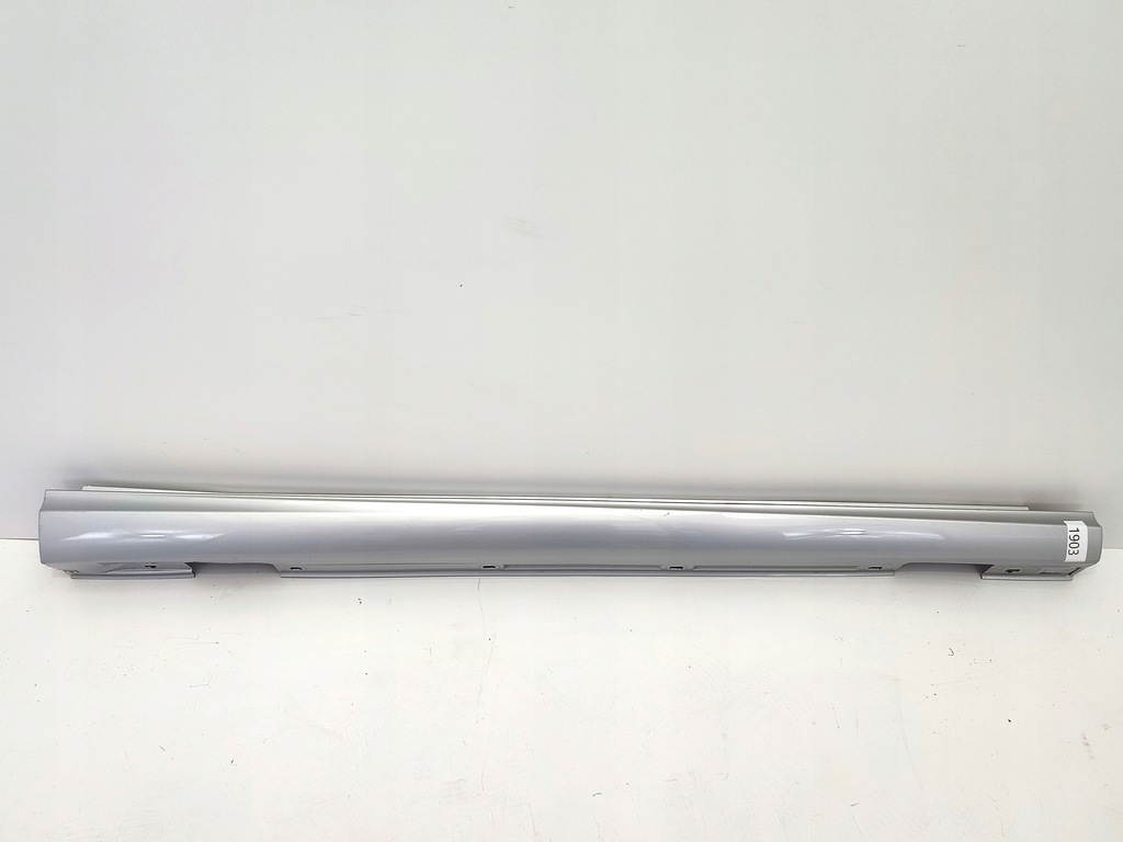 фото №1, Mercedes-benz оригинальный номер a2466901440 молдинг порог