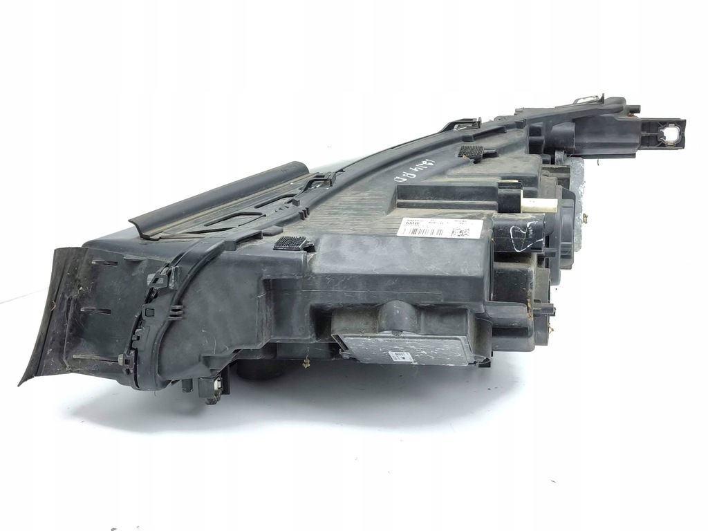 фото №9, Bmw i3 2015 права сторона лампи передні