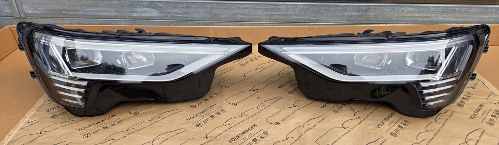 Audi e-tron s перед комплектний  lz7g капот фари радіатор бампер крила Оригінал