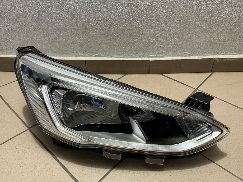 фото №1, Ford focus mk4 mk-4 iv led лампа передняя перед правая