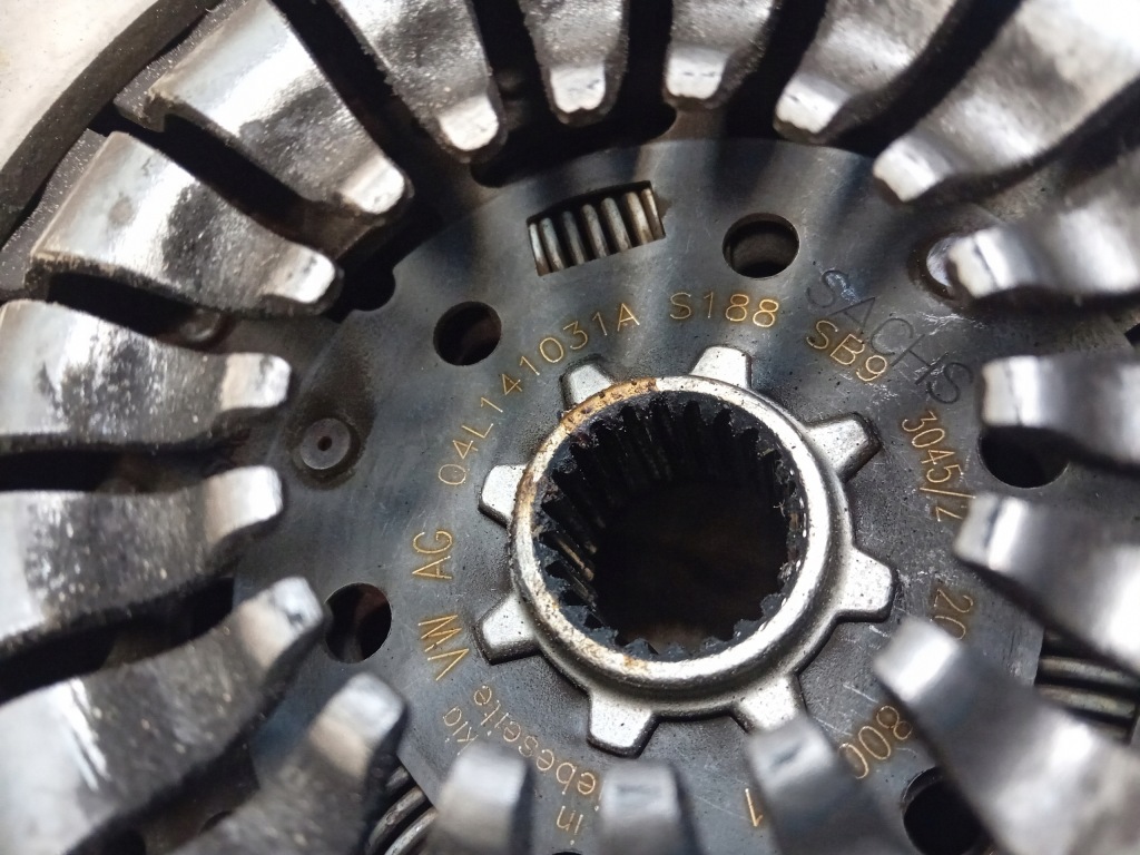 фото №3, Сцепление двухмассовый маховик vw passat b8 04l141031a