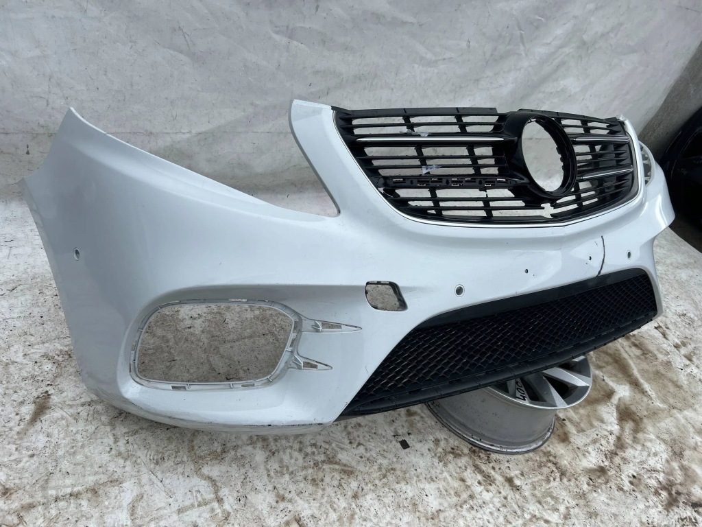 Бампер mercedes v-klasa w447 amg 2014 передок с Разборки