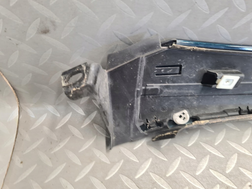 Молдинг накладка корпус стійка a ліва zafira 3 c z30v 20808479 Ціна