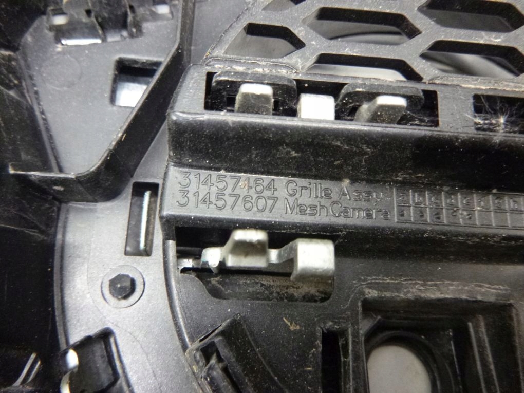 фото №8, Volvo xc60 xc 60 ii 2 r-design 17- решётка радиатора решётка радиатора