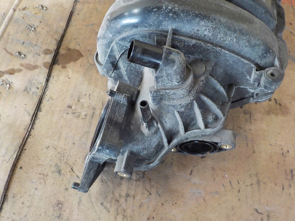 фото №5, Toyota auris 1.3b колектор всмоктуючий