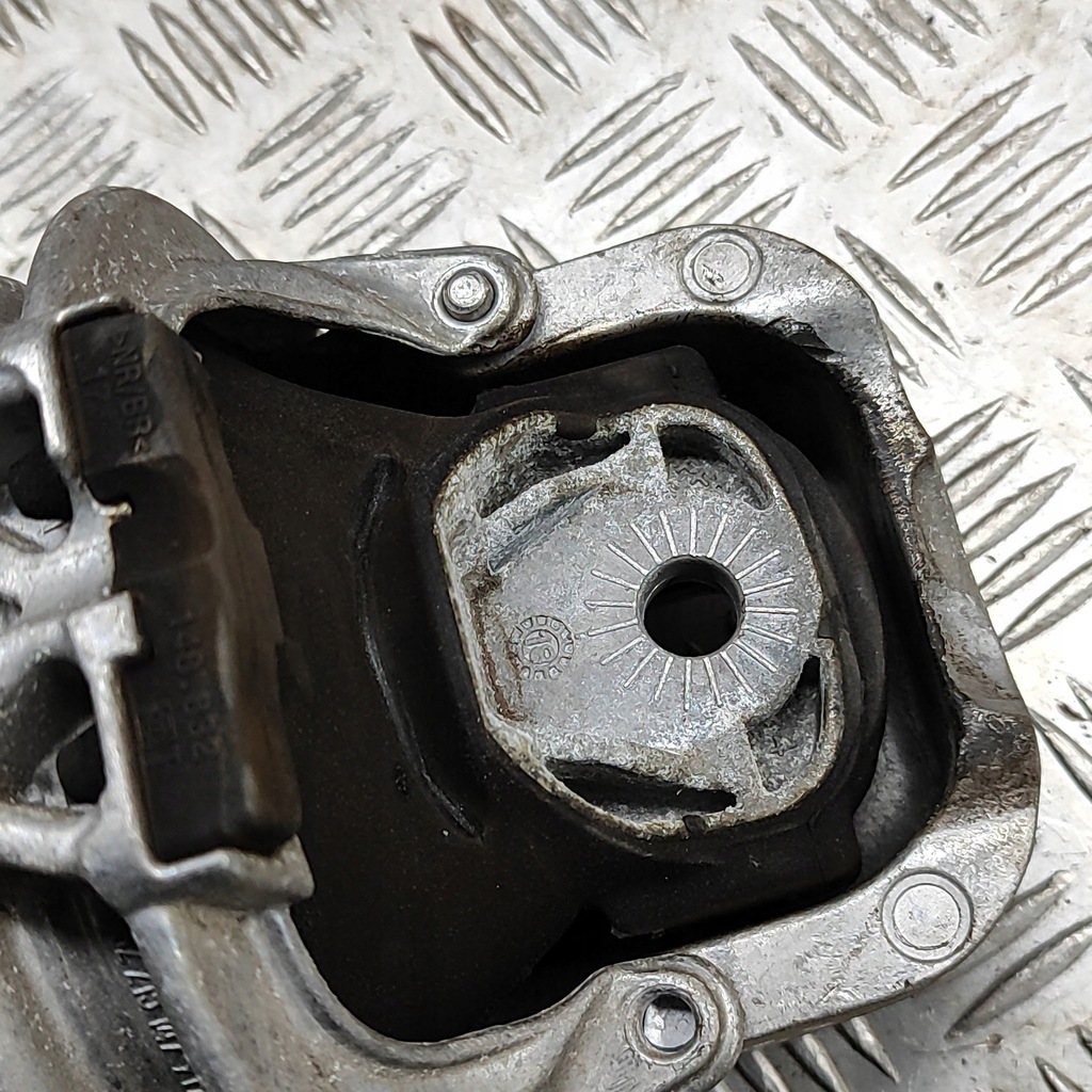 фото №6, Audi a6 s6 c8 4k 2019 права сторона кронштейн / кронштейн двигуна