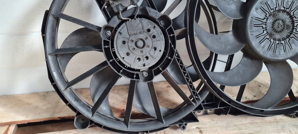 фото №6, A6 c6 lift вентиляторы радиатора корпус модуль 3.0 tdi 4f0121003ac