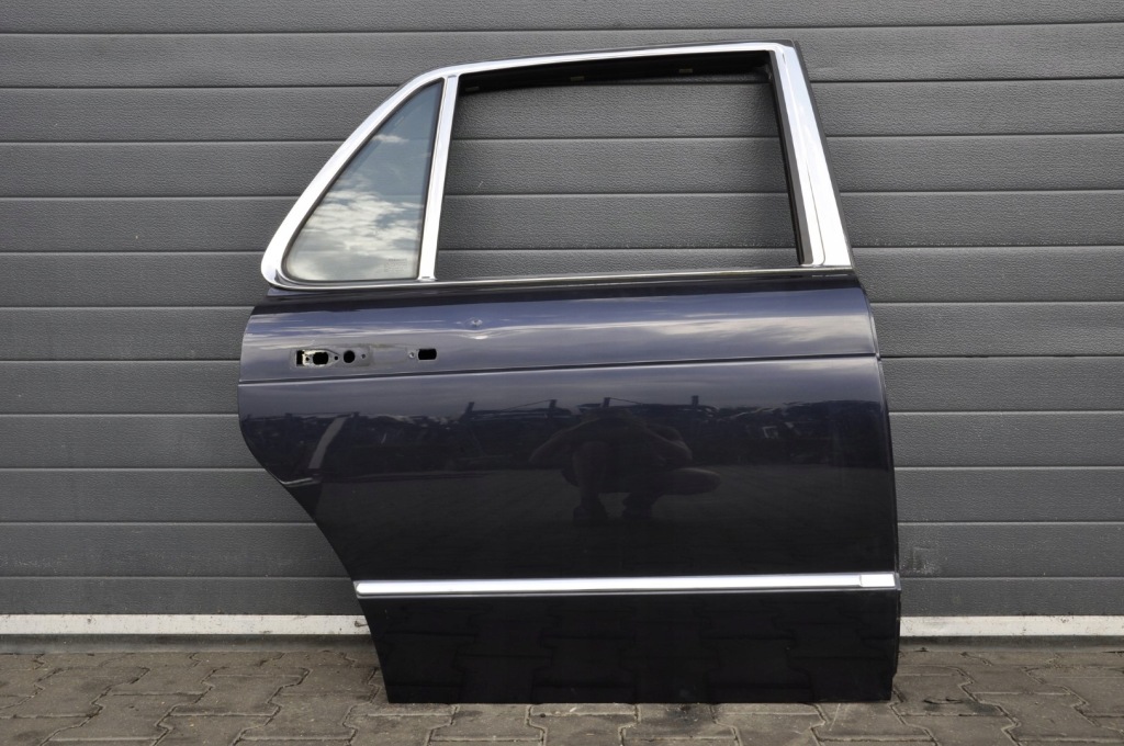 Купити Bentley arnage рестайлінг  двері правий праве задній задні