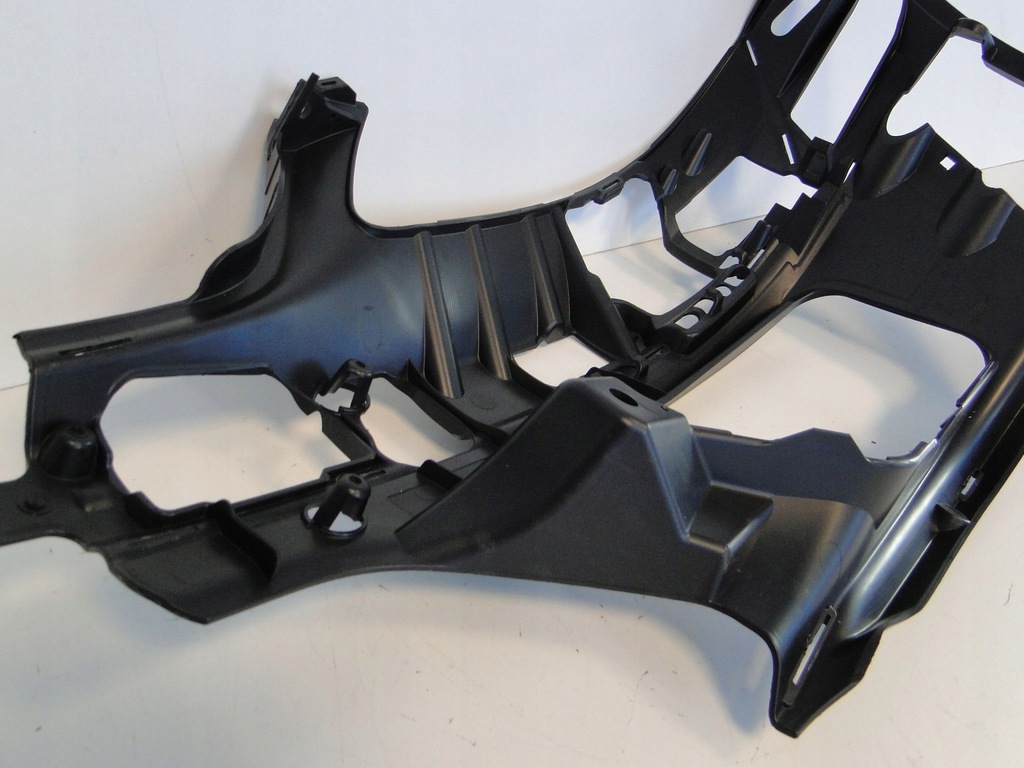 фото №9, Mercedes w221 221 напрямна бампера 63 amg рама права