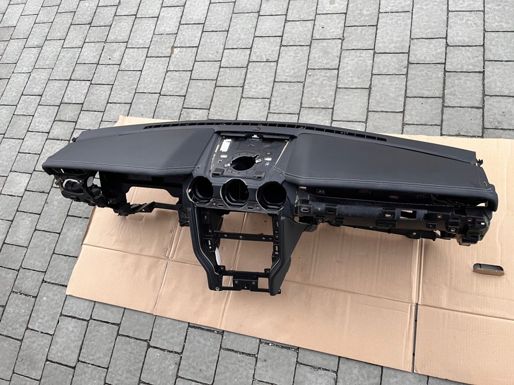 фото №1, Ford mustang gt 2016- приборная панель консоль подушка orgin