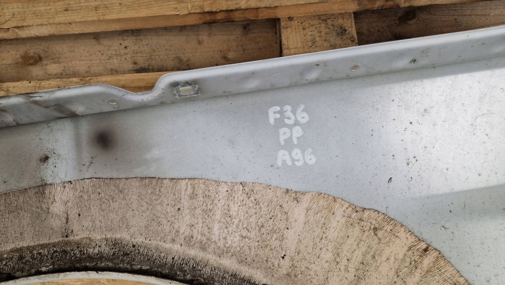 фото №13, Bmw 4 f36 gran coupe 14-17 правый передний крыло правый перед a96 молдинг