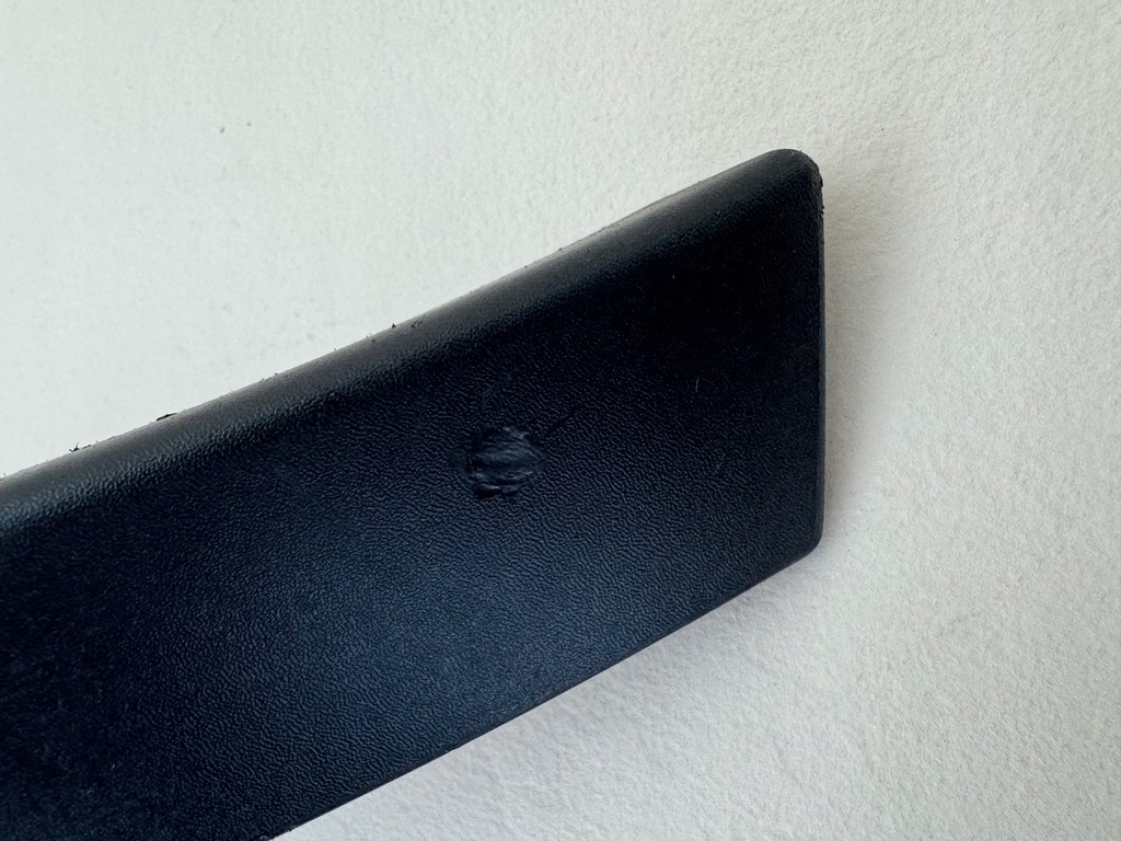 фото №11, Land rover evoque l538 11r- кронштейн направляющая бампера правый перед bj3m-17b875