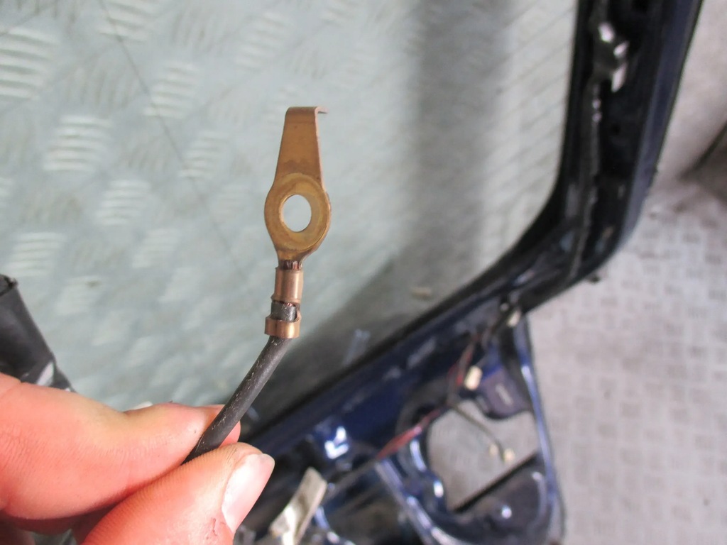 фото №6, Крышка багажника задняя 25e mazda 6 02-07