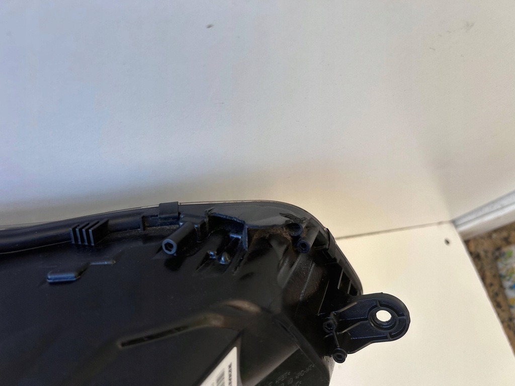 фото №9, Dacia duster ii лампа левый правый перед 260101133r