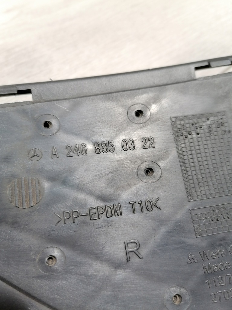 фото №6, Mercedes b w247 решётка противотуманная фара правый перед a2468850322