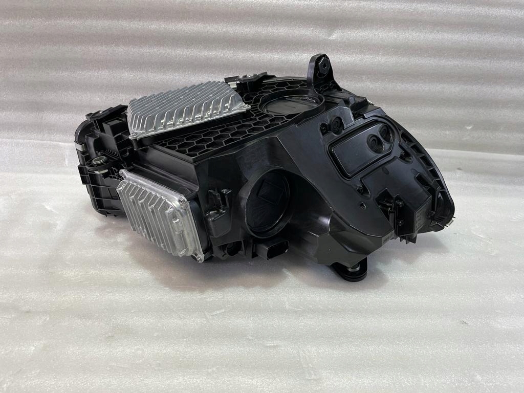 фото №11, Mercedes c kl w206 digital light лампа ліва права