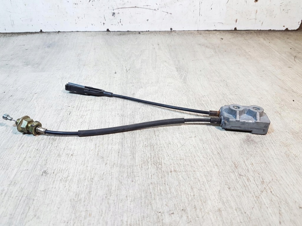 Трос тягa toyota previa Доставка
