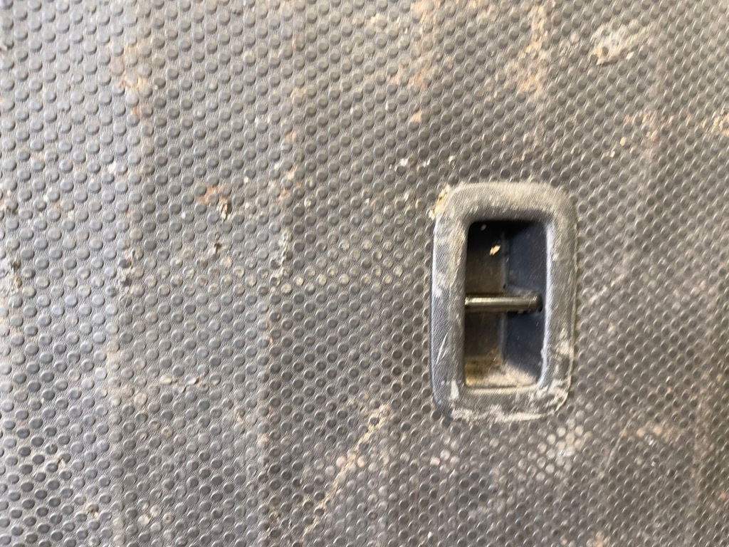 фото №15, Спинка правий задня сидіння сидіння passat b7 kombi europa