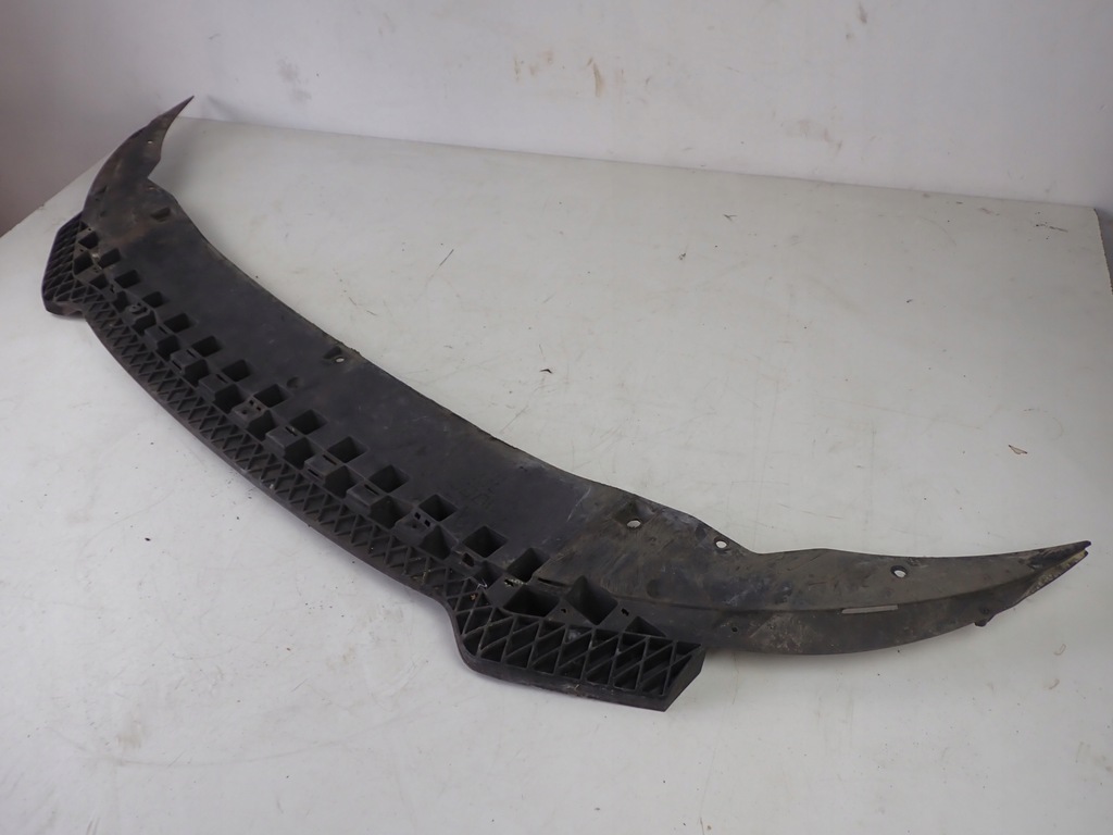 фото №1, Audi a3 8p защита pod бампер спойлер 8p0807233