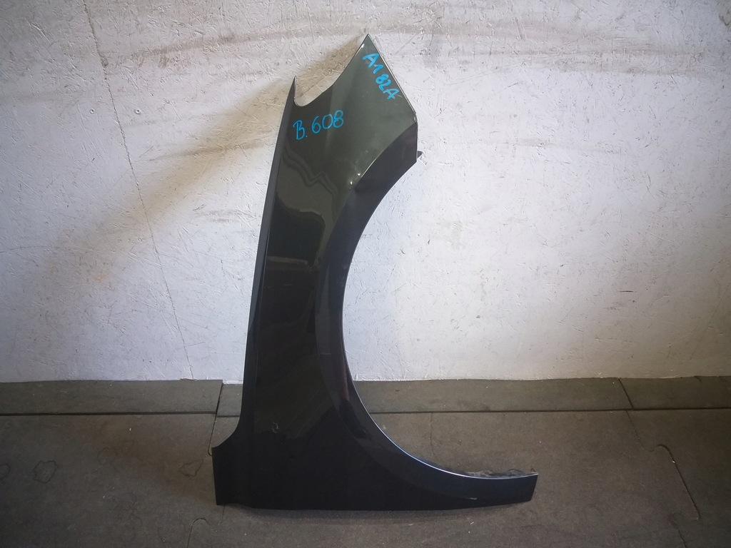 фото №1, Крыло перед правый audi a1 82a