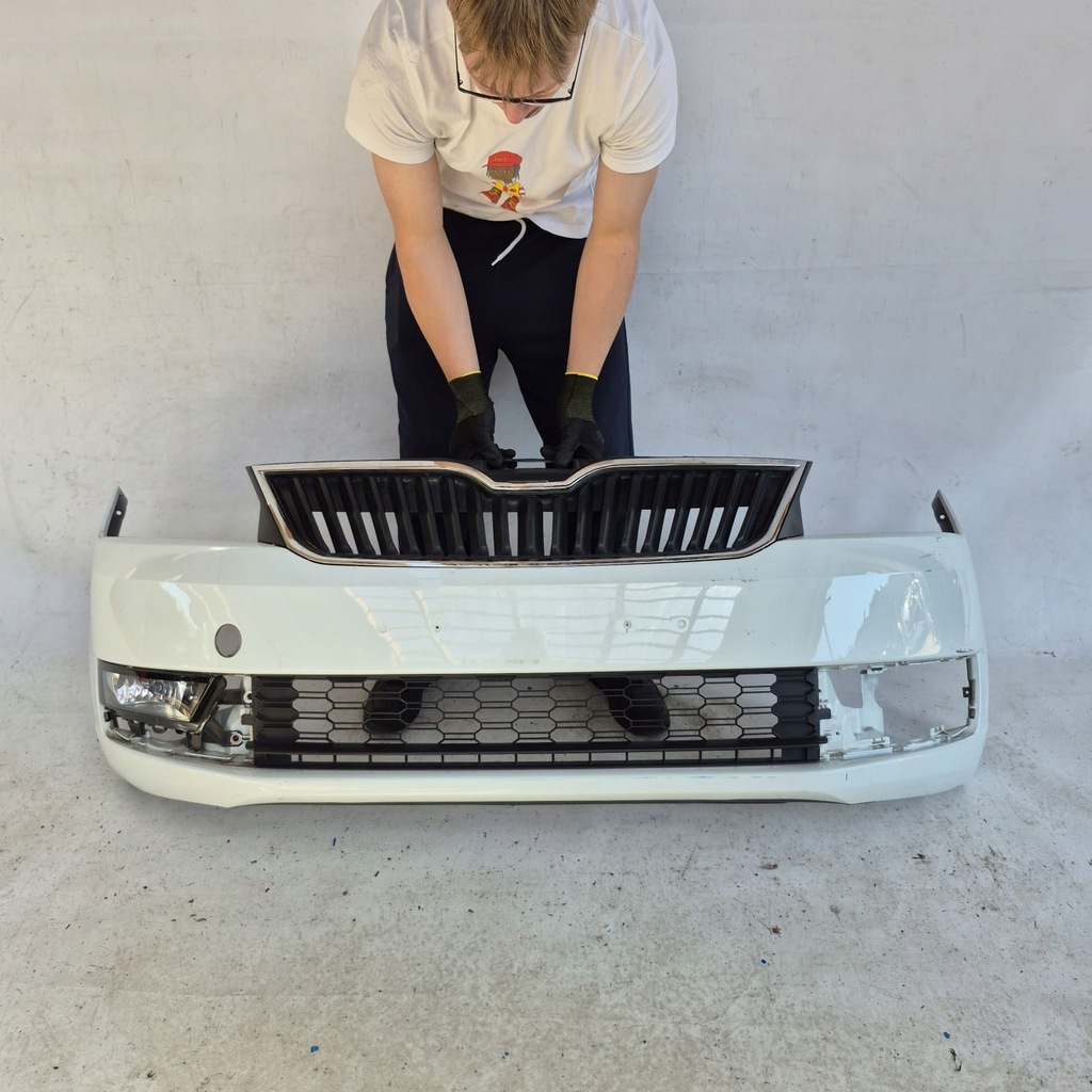 фото №1, Skoda rapid lift 17-19 бампер перед передний плита