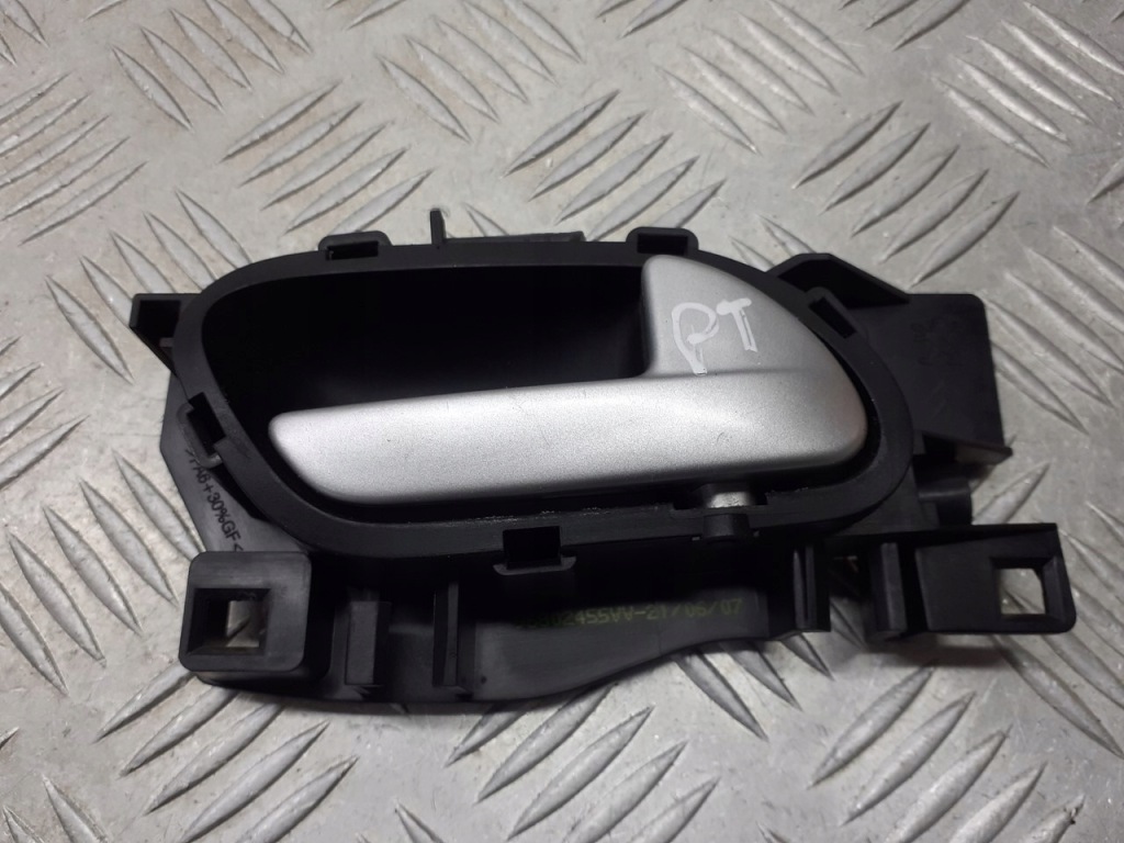 фото №1, Ручка правая задняя внутренняя peugeot 207 1.4 96802455vv
