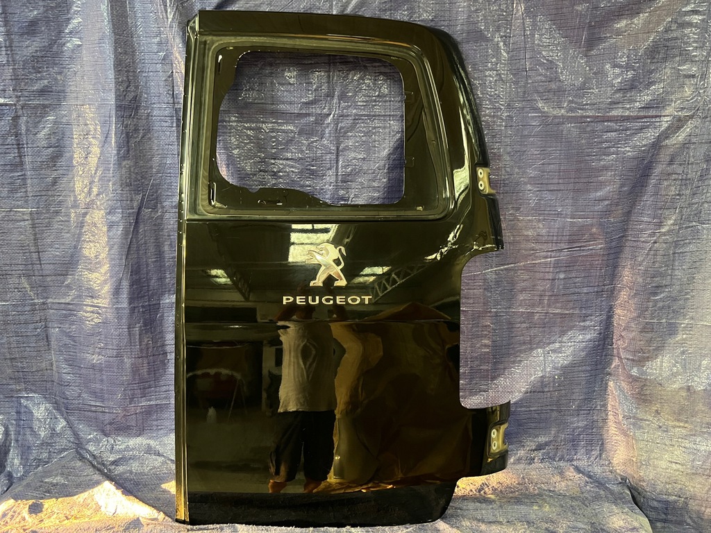 фото №1, Peugeot expert jumpy proace 17- правое задние дверь