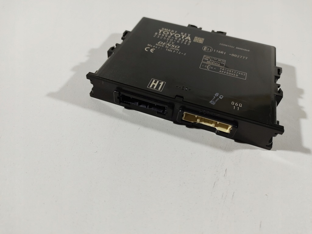 фото №7, Lexus is300h 13r блок управления ключа 89990-53320