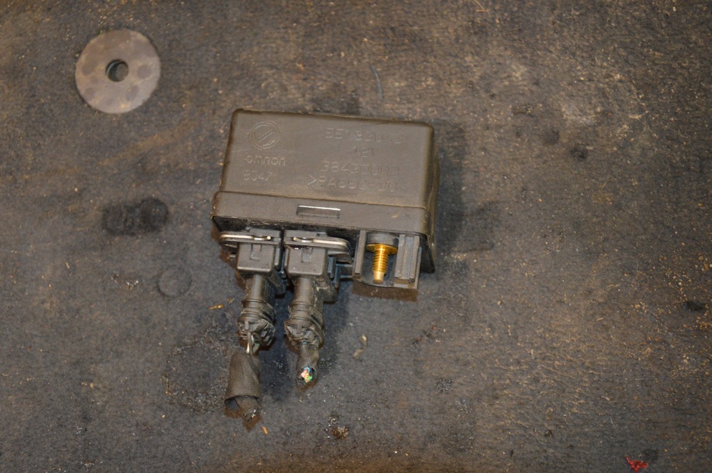 фото №1, Alfa romeo 159 1.9 jtdm реле свеча 55193073