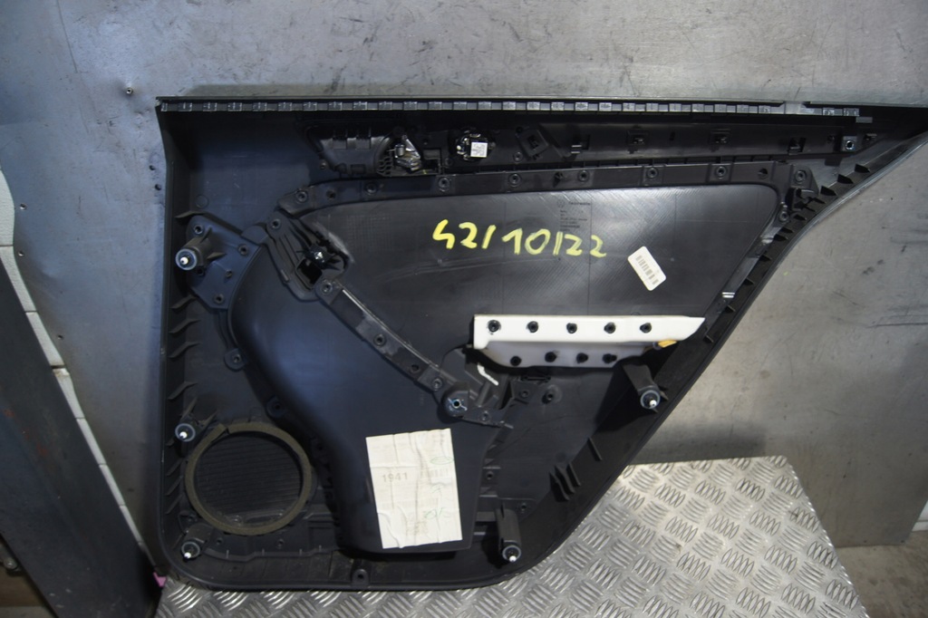 фото №10, Обшивка двері лівий задня jetta 5c 5c6867211a