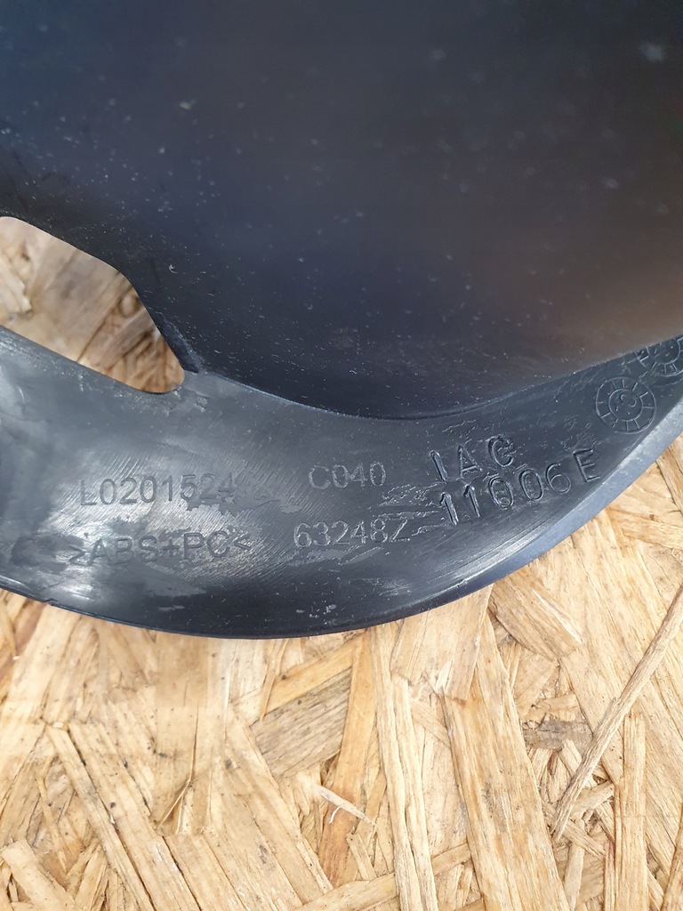 фото №8, Town & country 2015 бардачок панели приборной панели