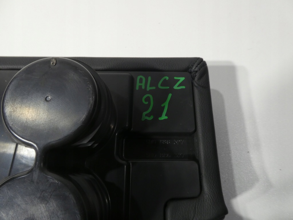 фото №5, Подлокотник сиденье задний 5m0886327 vw