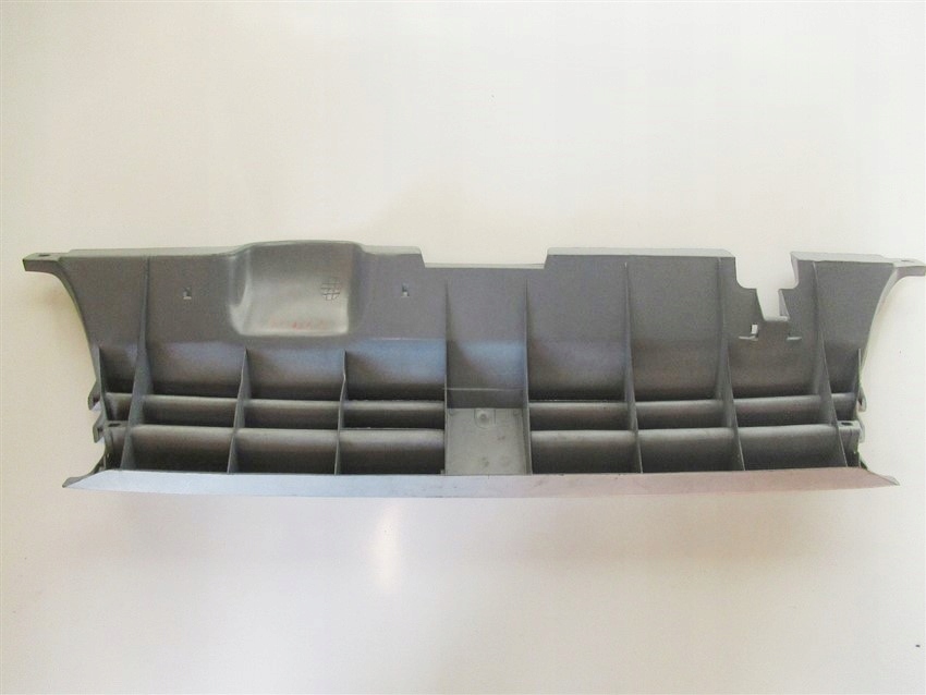 фото №2, Решётка радиатора передняя peugeot 405 1987-1997 rok